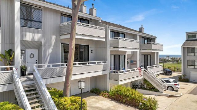 2 Land Fall Court, Newport Beach, CA 92663