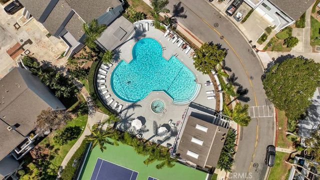 2 Land Fall Court, Newport Beach, CA 92663