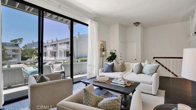 2 Land Fall Court, Newport Beach, CA 92663