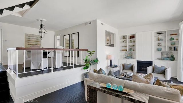 2 Land Fall Court, Newport Beach, CA 92663