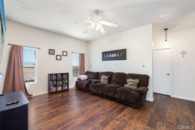 34715 Empty Saddle, Hemet, CA 92544