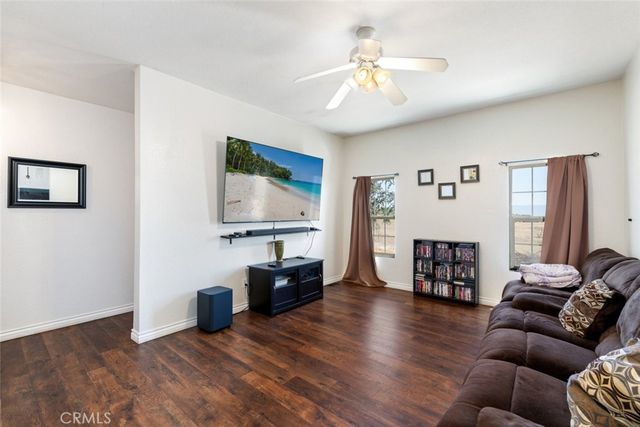 34715 Empty Saddle, Hemet, CA 92544