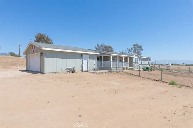 34715 Empty Saddle, Hemet, CA 92544