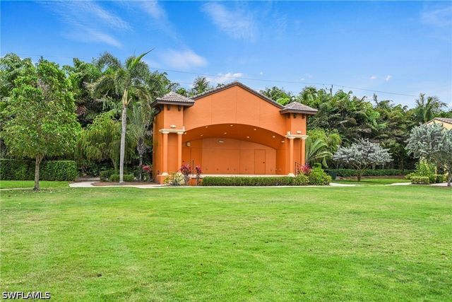 9098 Capistrano ST S 7103, Naples, FL 34113