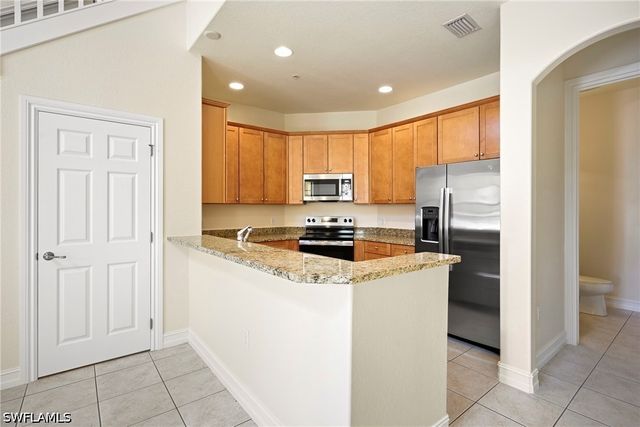 9098 Capistrano ST S 7103, Naples, FL 34113