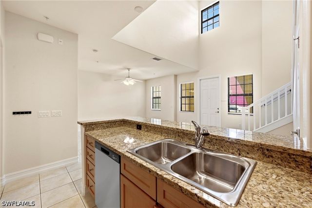 9098 Capistrano ST S 7103, Naples, FL 34113