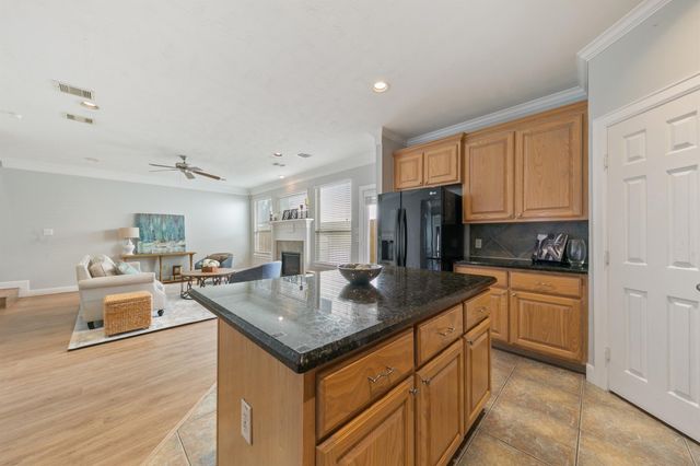 2945 Sandcastle Lane, Houston, TX 77057