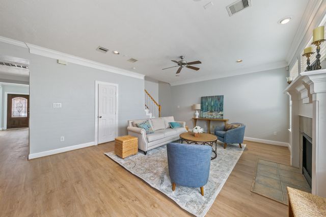 2945 Sandcastle Lane, Houston, TX 77057