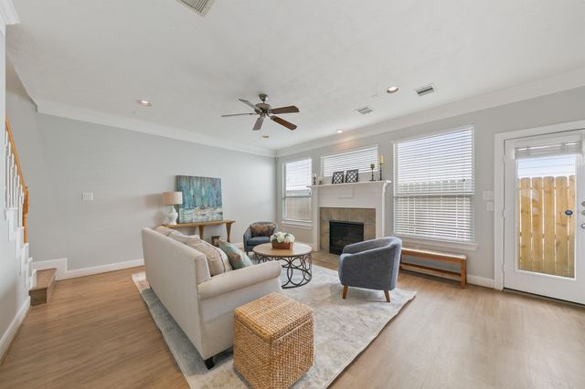 2945 Sandcastle Lane, Houston, TX 77057