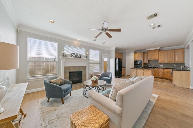 2945 Sandcastle Lane, Houston, TX 77057