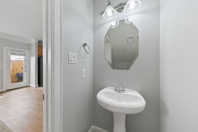 2945 Sandcastle Lane, Houston, TX 77057