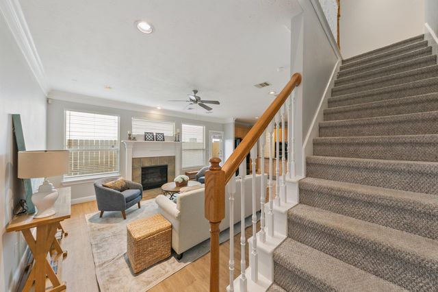 2945 Sandcastle Lane, Houston, TX 77057