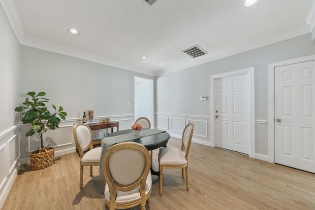 2945 Sandcastle Lane, Houston, TX 77057