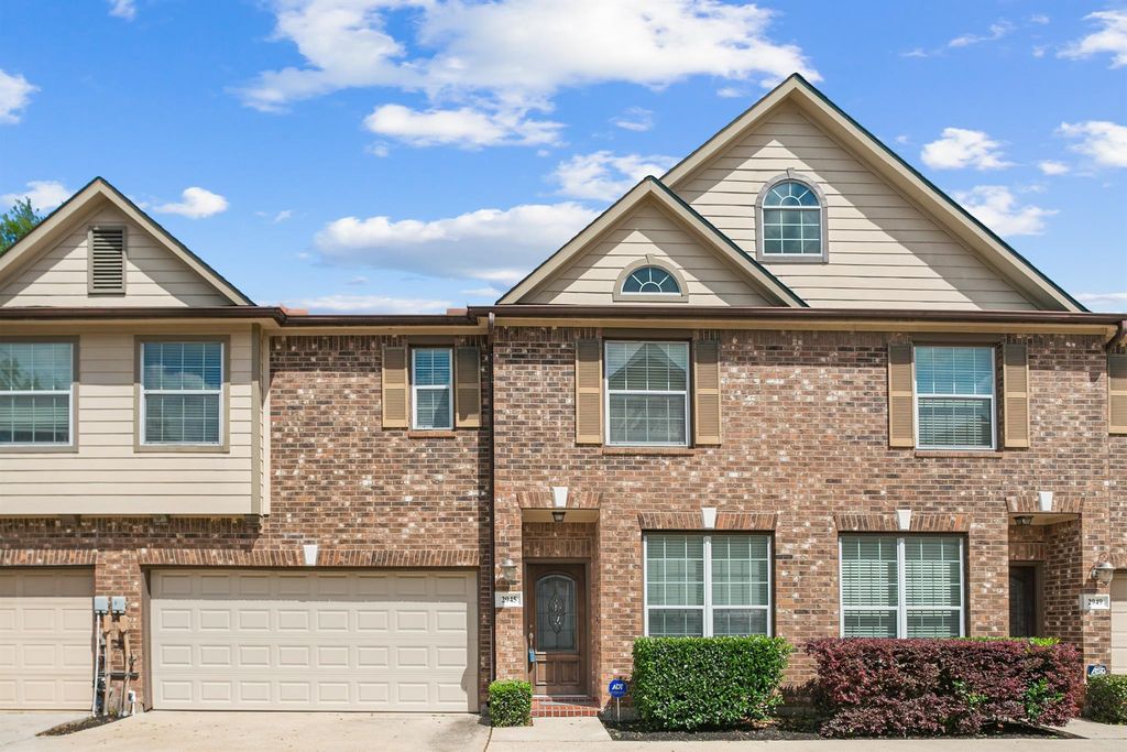 2945 Sandcastle Lane, Houston, TX 77057