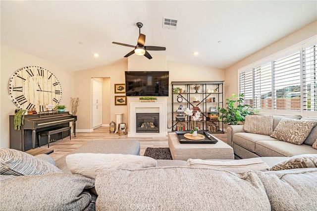2620 Santa Fiora Drive, Corona, CA 92882