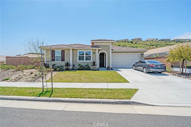 2620 Santa Fiora Drive, Corona, CA 92882