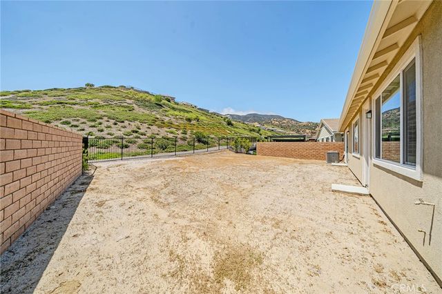 2620 Santa Fiora Drive, Corona, CA 92882