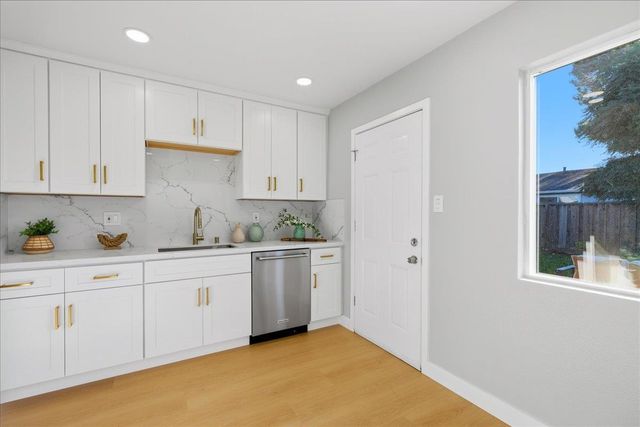 4564 San Juan Ave, Fremont, CA 94536