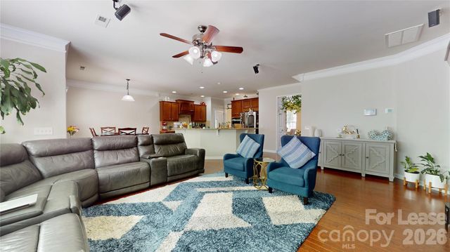 6615 Coral Rose Road, Charlotte, NC 28277