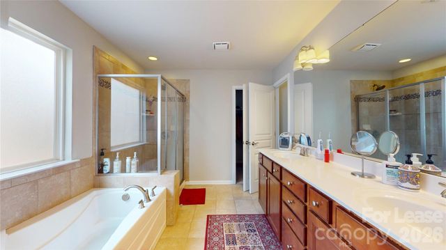 6615 Coral Rose Road, Charlotte, NC 28277