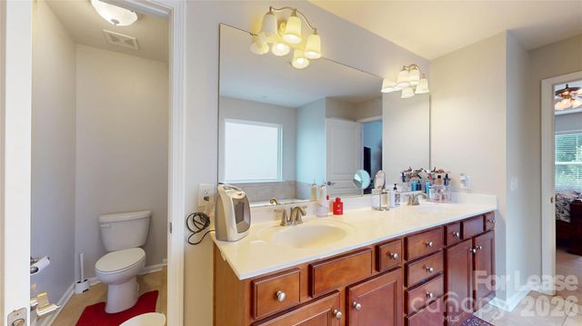 6615 Coral Rose Road, Charlotte, NC 28277