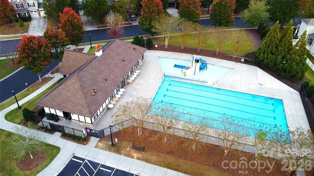 6615 Coral Rose Road, Charlotte, NC 28277
