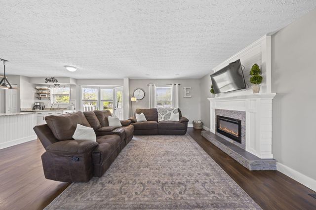 4169 Demorest Cove Court, Grove City, OH 43123