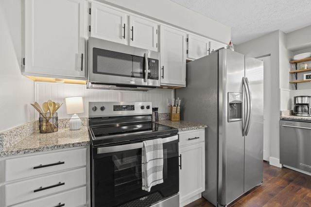 4169 Demorest Cove Court, Grove City, OH 43123