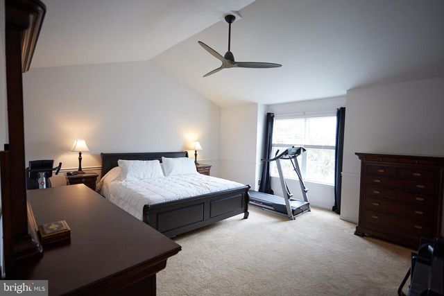 704 CAMPUS DR, Perkasie, PA 18944