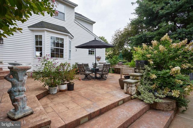 704 CAMPUS DR, Perkasie, PA 18944