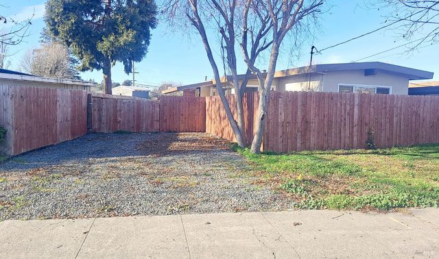 22 Cassayre Dr, American Canyon, CA 94503