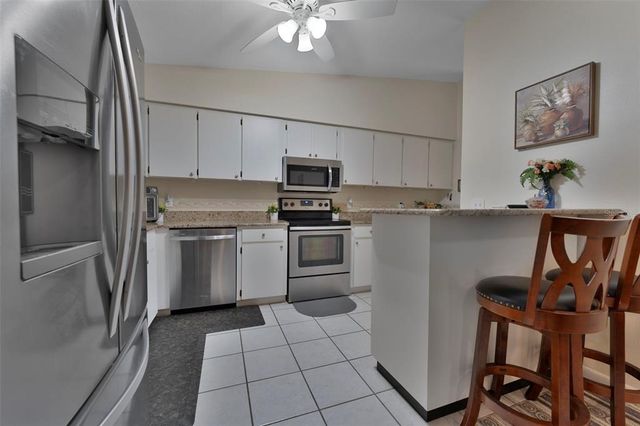 2234 SEA ISLAND CIRCLE N, Lakeland, FL 33810