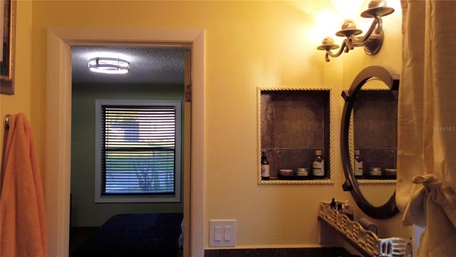 238 LAKE DRIVE, Orlando, FL 32835