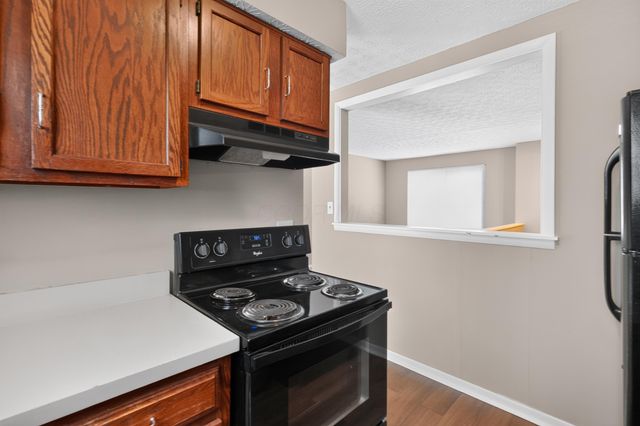 798 Orchard Glen, Columbus, OH 43228