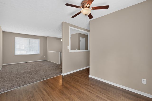 798 Orchard Glen, Columbus, OH 43228