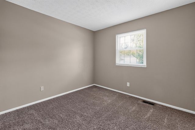 798 Orchard Glen, Columbus, OH 43228