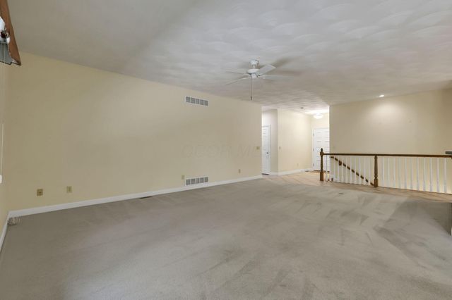 6050 Kentigern Court S, Dublin, OH 43017