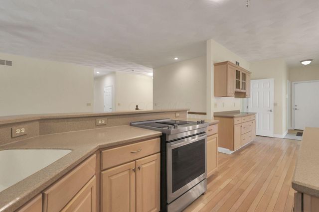 6050 Kentigern Court S, Dublin, OH 43017