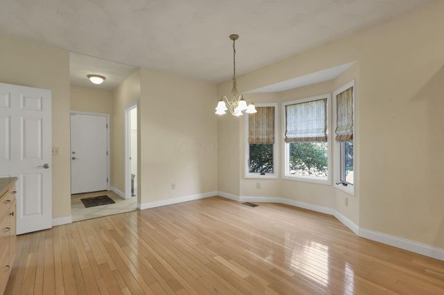 6050 Kentigern Court S, Dublin, OH 43017