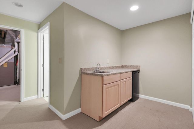 6050 Kentigern Court S, Dublin, OH 43017