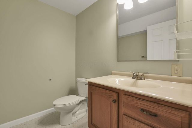 6050 Kentigern Court S, Dublin, OH 43017