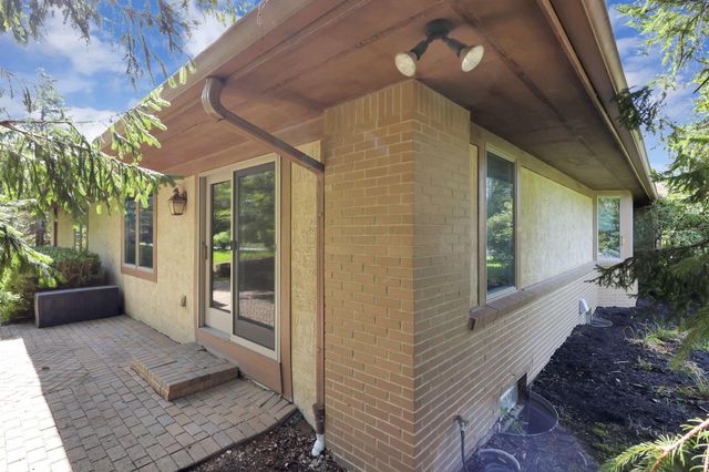 6050 Kentigern Court S, Dublin, OH 43017