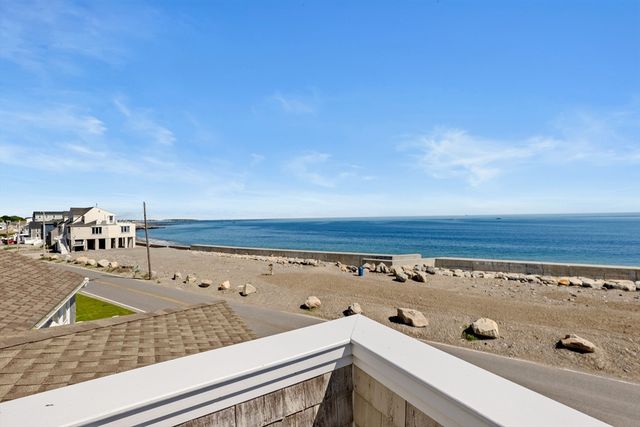 33 Oceanside Dr, Scituate, MA 02066