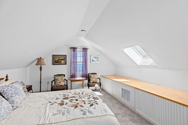 33 Oceanside Dr, Scituate, MA 02066