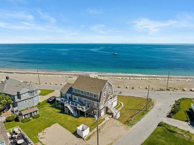 33 Oceanside Dr, Scituate, MA 02066