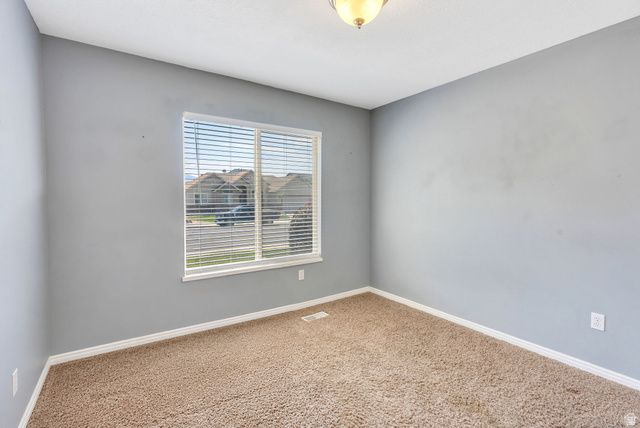 193 E SANTA FE DR, Springville, UT 84663