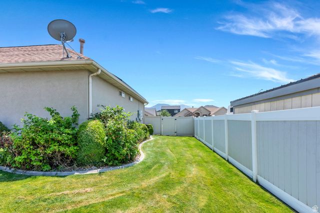 193 E SANTA FE DR, Springville, UT 84663