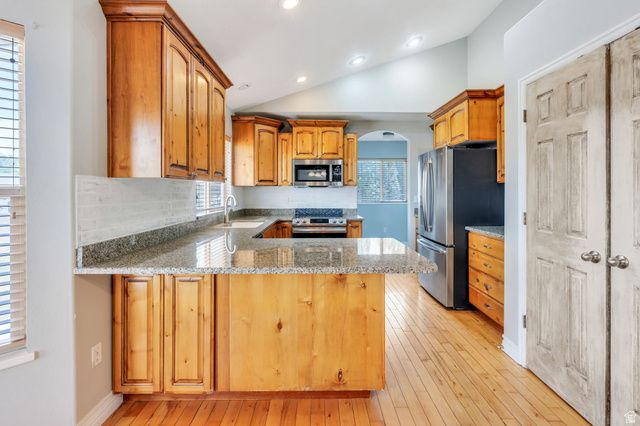 193 E SANTA FE DR, Springville, UT 84663