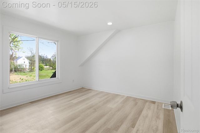 157 W Nevada Street, Detroit, MI 48203