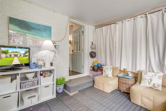 3616 Hilltop Road, Fort Worth, TX 76109